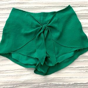 Jack by BB Dakota Green Overlay Front Tie Skort Shorts Medium Style# J1203416